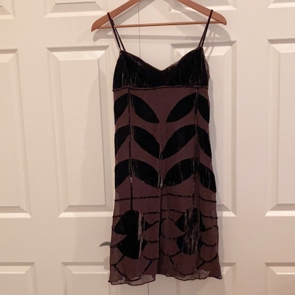 Max Studio Special Edition Dress. Brown/ Mocha